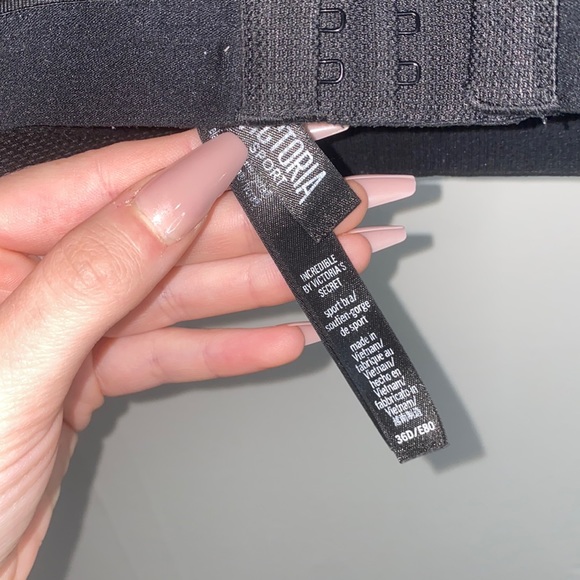 🦋Black Victoria Secret Sports Bra! - Picture 6 of 7